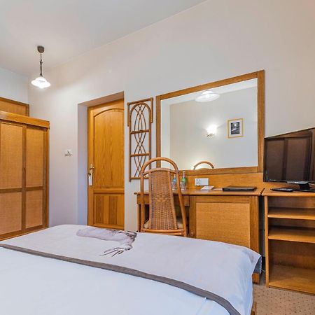 Hotel Nosalowy Dwor Zakopane Ngoại thất bức ảnh