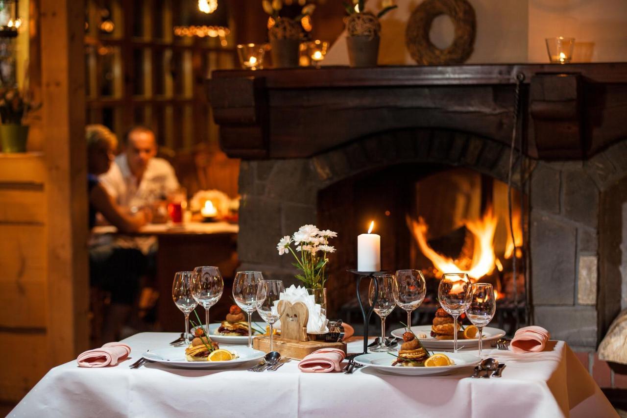 Hotel Nosalowy Dwor Zakopane Ngoại thất bức ảnh