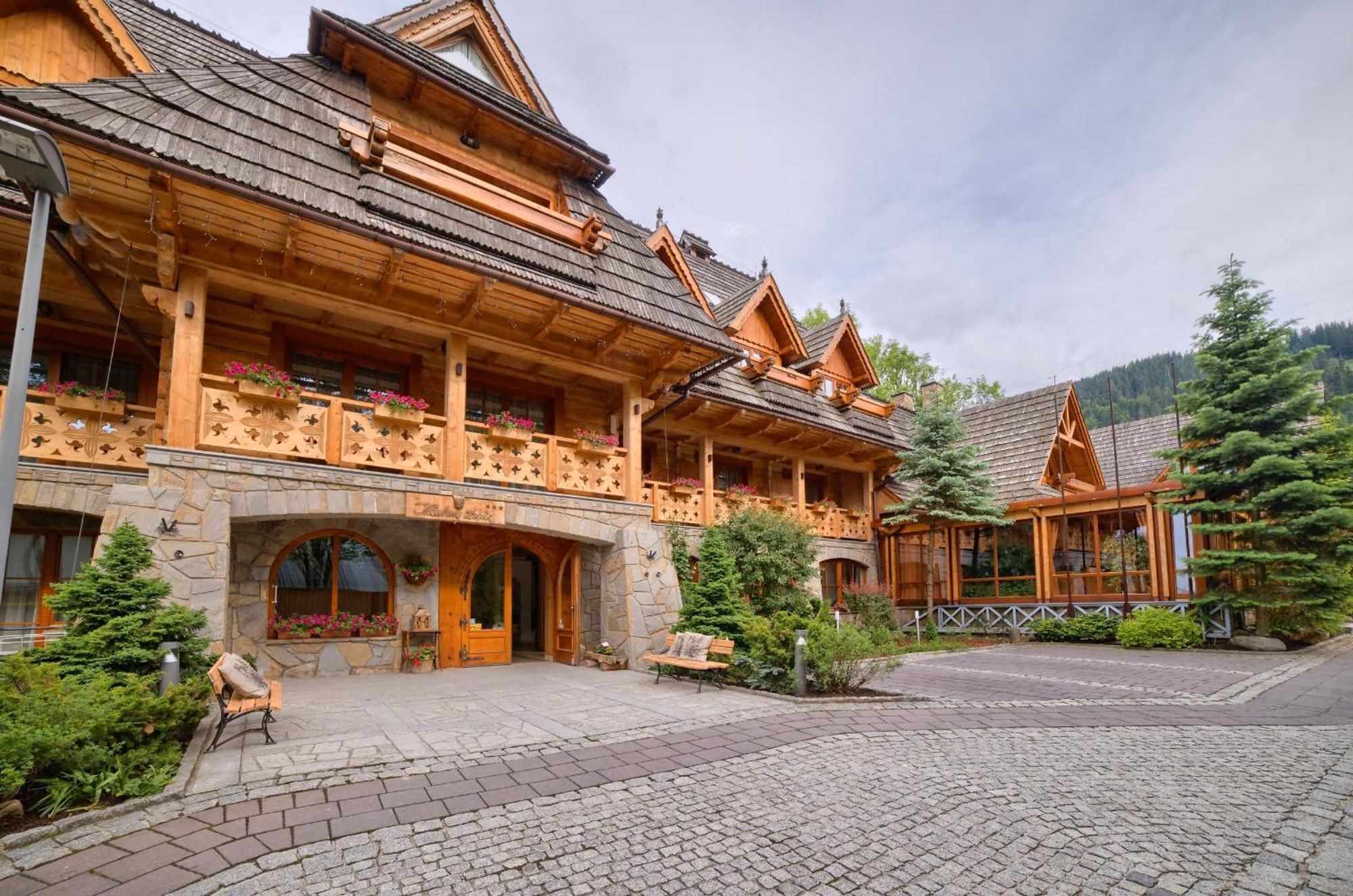 Hotel Nosalowy Dwor Zakopane Ngoại thất bức ảnh
